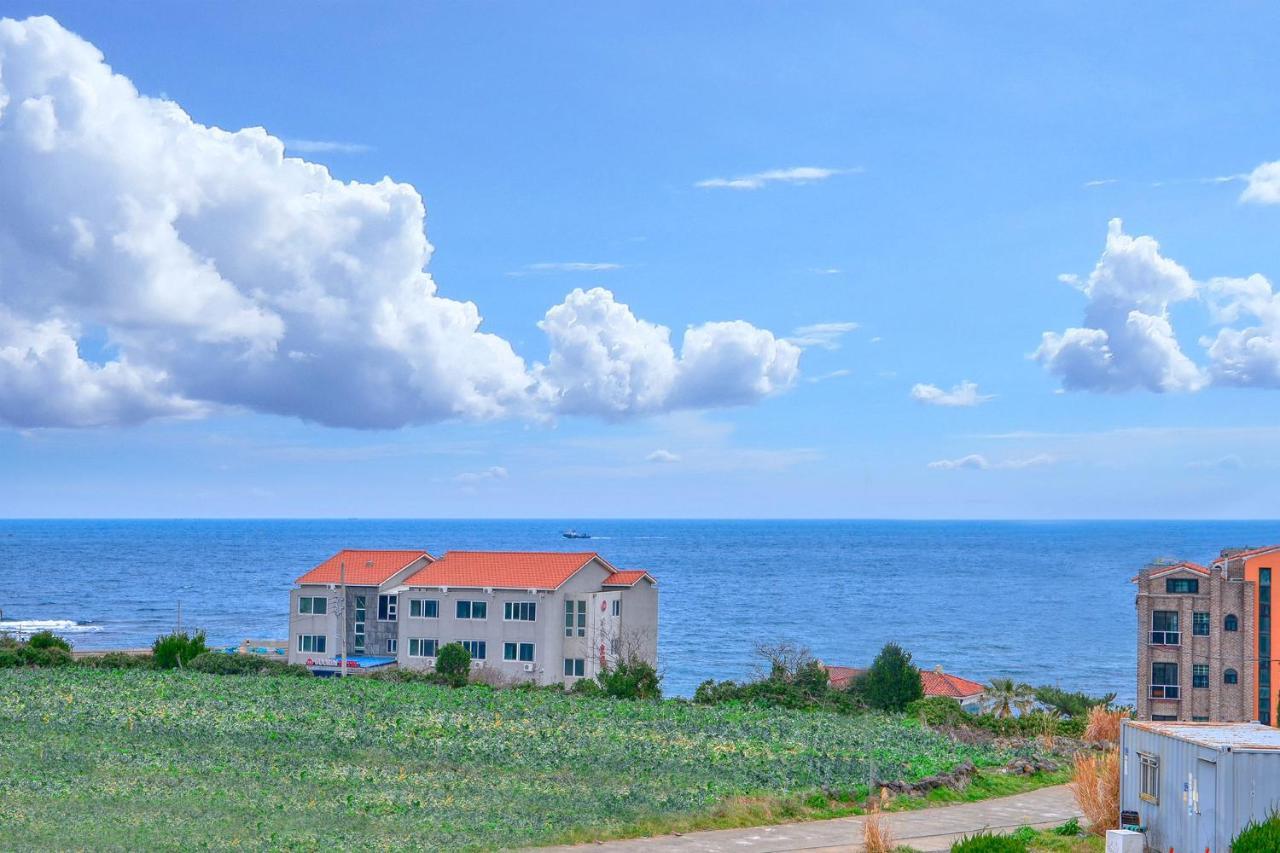 Jeju Resort Exterior photo