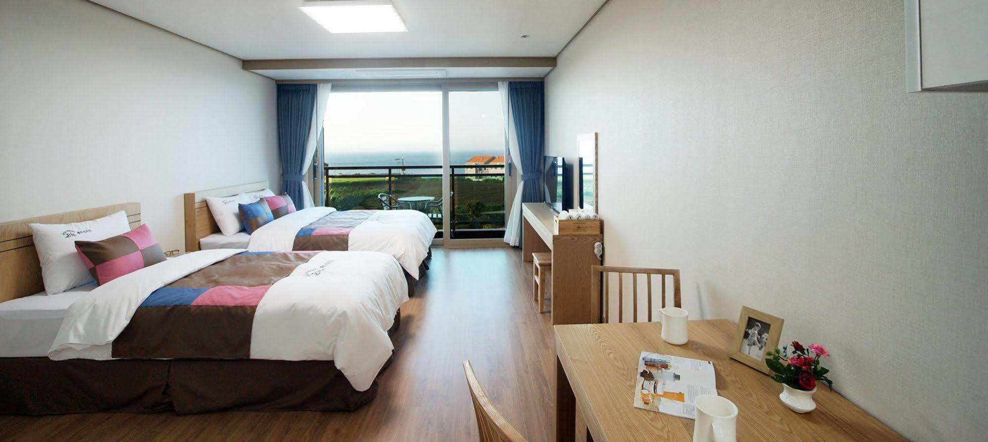 Jeju Resort Exterior photo
