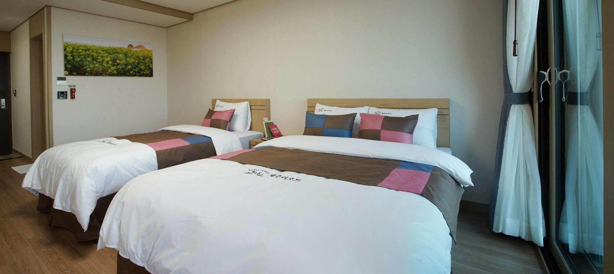 Jeju Resort Exterior photo